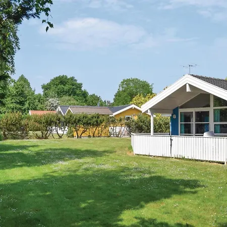Holiday Aeblevaenget V Holiday home Humble